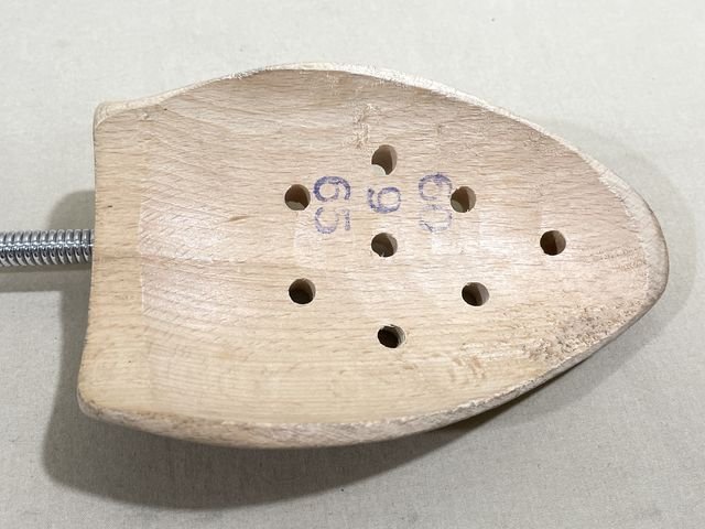 Original WWII Era German Spring-Loaded Boot Forms, Pair — image 9