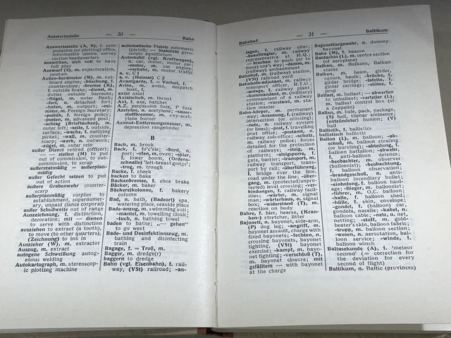 Original WWII German Soldier's German-English / English-German Pocket Dictionary — image 9