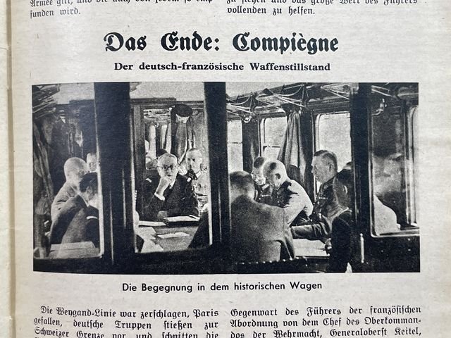 Original WWII German Kleine Kriegshefte Youth Book, Siegeszug durch Frankreich — image 14