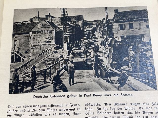 Original WWII German Kleine Kriegshefte Youth Book, Siegeszug durch Frankreich — image 9