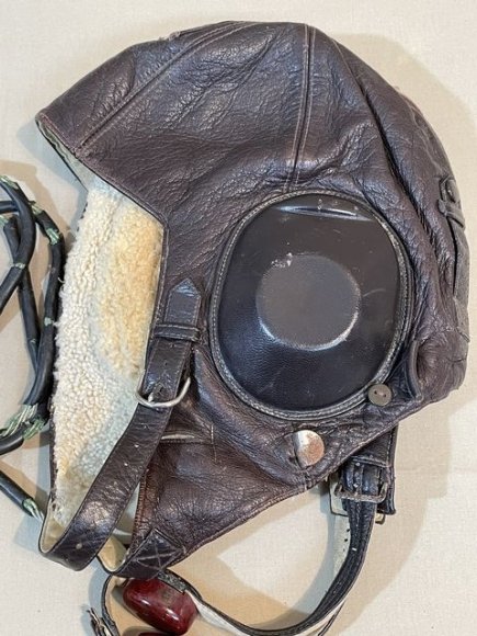 Original WWII German Luftwaffe Winter Flight Helmet, Size 54 — image 2