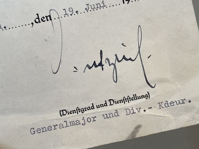 Original WWII German 1939 Iron Cross 2nd Class Award Document — image 4