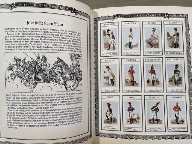 Original WWII Era German Cigarette Card Album, DER BUNTE ROCK — image 12