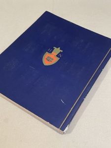 Original WWII Era German Cigarette Card Album, DER BUNTE ROCK