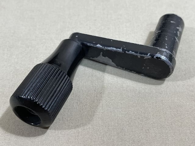 Original WWII German Model 33 Field Phone in Bakelite Case — image 14