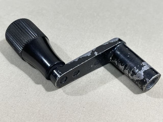 Original WWII German Model 33 Field Phone in Bakelite Case — image 15