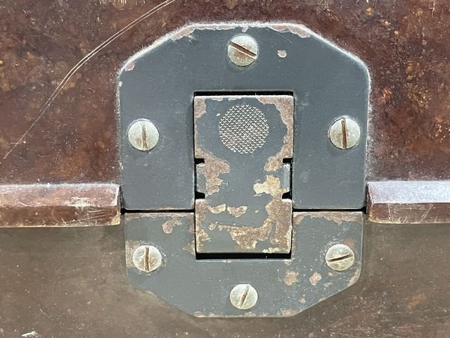 Original WWII German Model 33 Field Phone in Bakelite Case — image 18