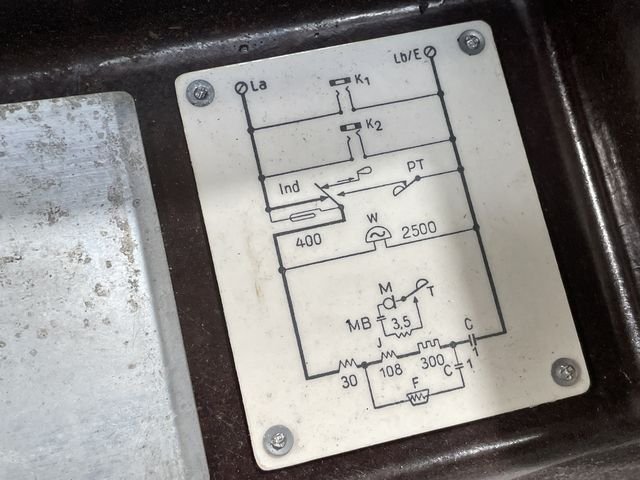 Original WWII German Model 33 Field Phone in Bakelite Case — image 34