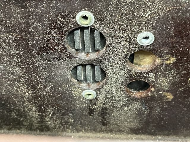 Original WWII German Model 33 Field Phone in Bakelite Case — image 49