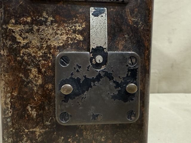 Original WWII German Model 33 Field Phone in Bakelite Case — image 23