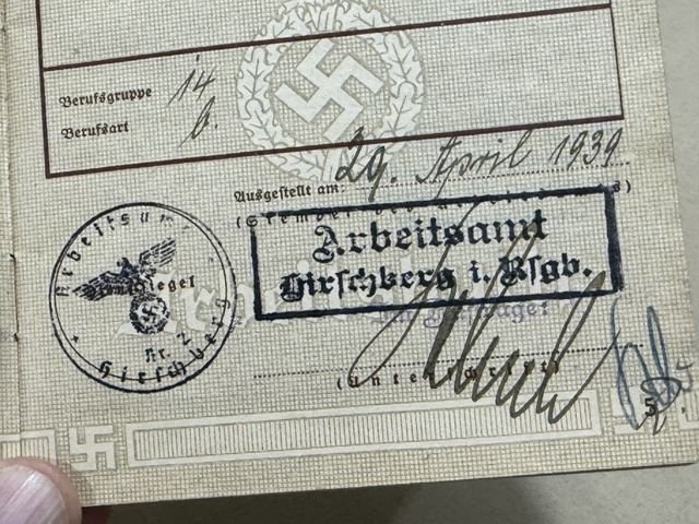 Original Nazi Era German Arbeitsbuch, 2nd Type — image 6