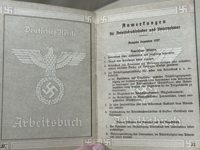 Original Nazi Era German Arbeitsbuch, 2nd Type — image 8