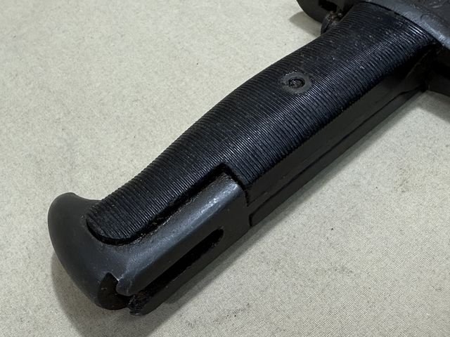 Original WWII US M1 Garand Bayonet and Scabbard, UFH — image 10