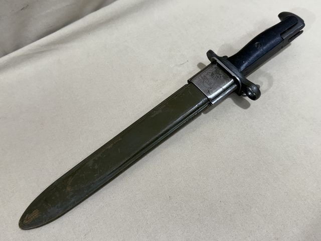 Original WWII US M1 Garand Bayonet and Scabbard, UFH — image 20