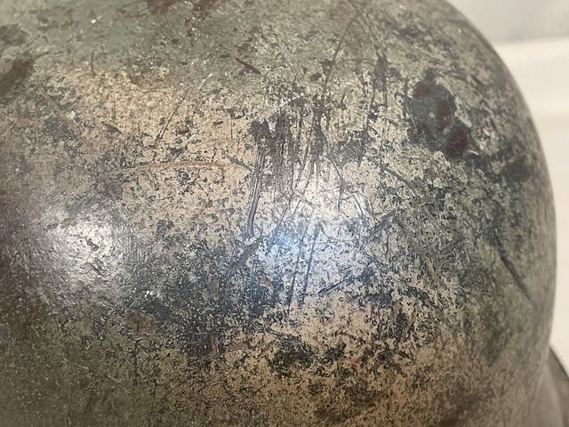 Original WWII German Single Decal Camouflaged M42 Steel Helmet w/Liner, hkp62 — image 16