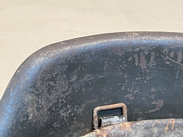 Original WWII German Single Decal Camouflaged M42 Steel Helmet w/Liner, hkp62 — image 25