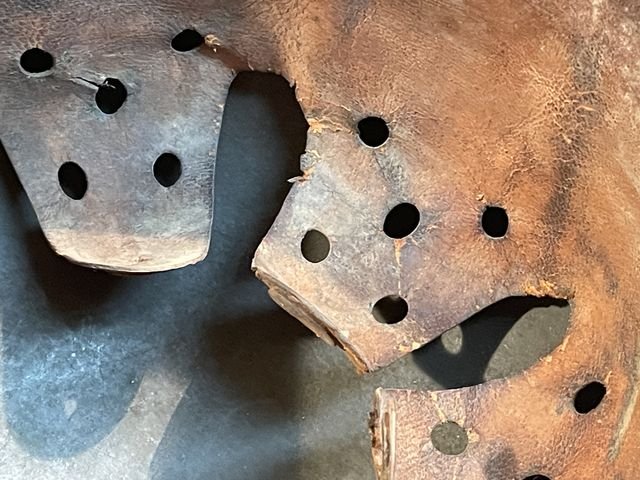 Original WWII German Single Decal Camouflaged M42 Steel Helmet w/Liner, hkp62 — image 32