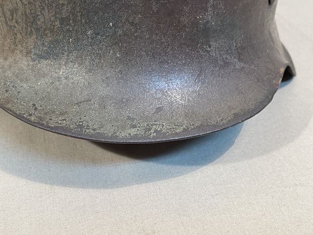 Original WWII German Single Decal Camouflaged M42 Steel Helmet w/Liner, hkp62 — image 8