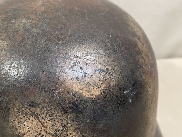 Original WWII German Camouflaged M40 Steel Helmet w/Liner, SE64 — image 17