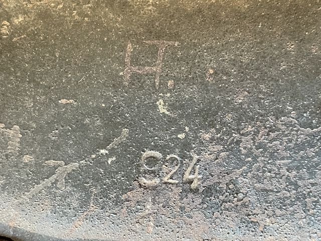 Original WWII German Camouflaged M40 Steel Helmet w/Liner, SE64 — image 24