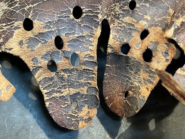 Original WWII German Camouflaged M40 Steel Helmet w/Liner, SE64 — image 38