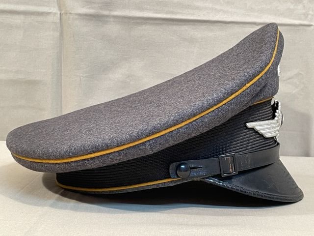 Original 1937 German Luftwaffe Fallschirmjðger EM/NCO's Visor Cap, Issued FG Rgt 1 — image 18