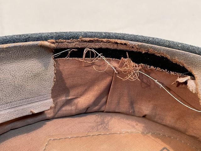 Original 1937 German Luftwaffe Fallschirmjðger EM/NCO's Visor Cap, Issued FG Rgt 1 — image 30