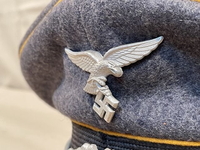 Original 1937 German Luftwaffe Fallschirmjðger EM/NCO's Visor Cap, Issued FG Rgt 1 — image 7