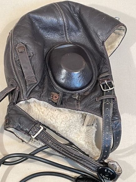 HOLD! Original WWII German Luftwaffe Winter Flight Helmet, Excellent Size 60!
