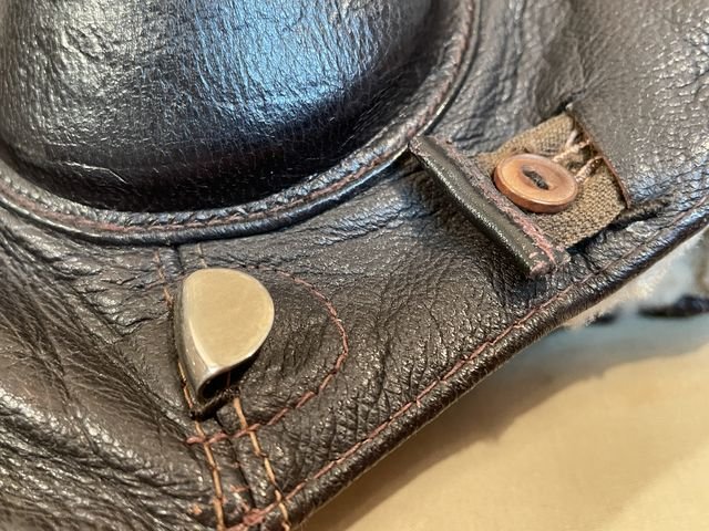 HOLD! Original WWII German Luftwaffe Winter Flight Helmet, Excellent Size 60! — image 36