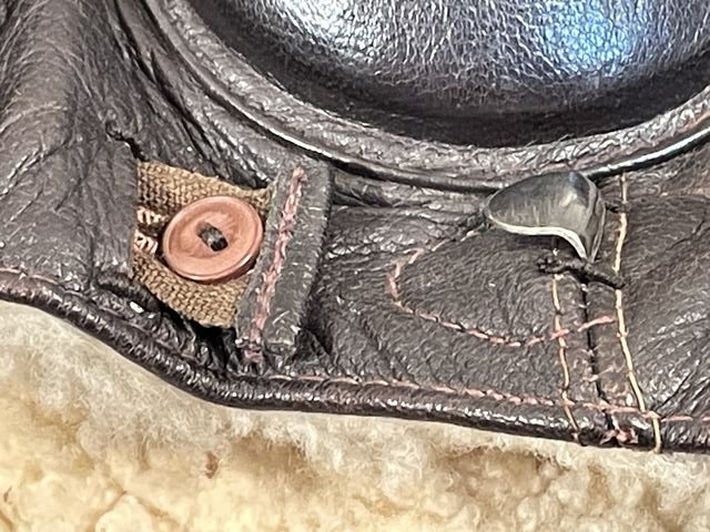 HOLD! Original WWII German Luftwaffe Winter Flight Helmet, Excellent Size 60! — image 5