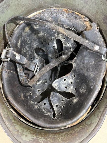 Original WWII German HEER (Army) M35 Double Decal Helmet — image 15