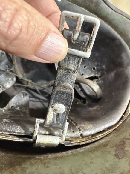 Original WWII German HEER (Army) M35 Double Decal Helmet — image 18