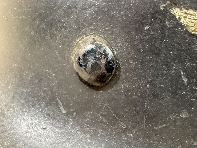 Original WWII German Luftwaffe (Air Force) Single Decal M40 Steel Helmet, Q64 — image 4