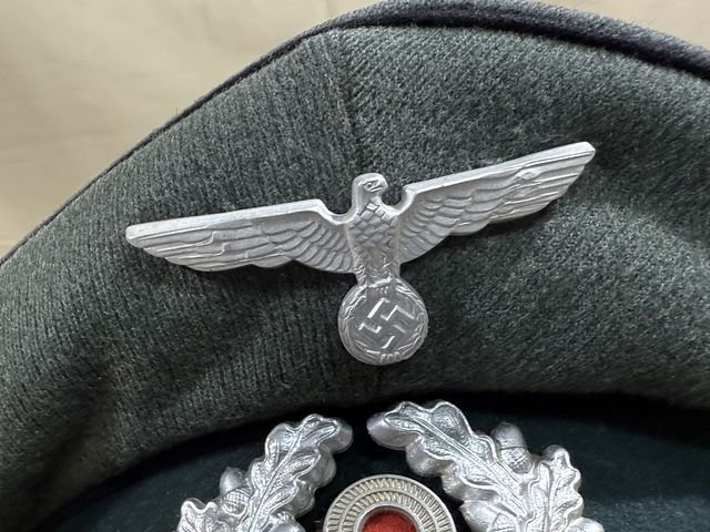 Original WWII German Heer (Army) Pioneer EM/NCO's Visor Cap — image 3