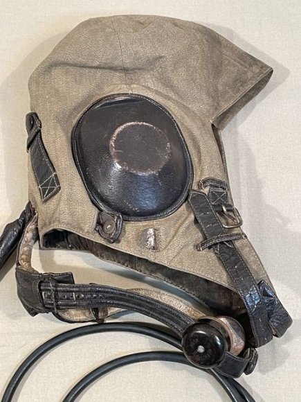 Original WWII German Luftwaffe Summer Flight Helmet, Early Example — image 2