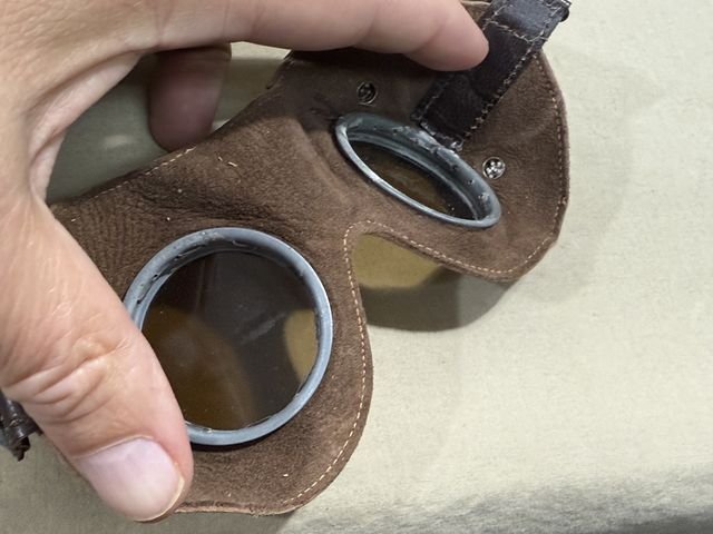 Original WWII German Sun Goggles with Brown Frames & Instructions, UNISSUED — image 7