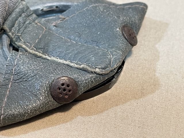 Original WWII German Sun Goggles with Gray Frames, UNISSUED!!! — image 6