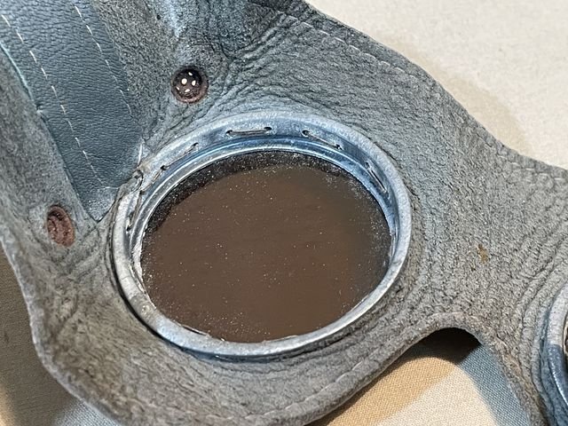 Original WWII German Sun Goggles with Gray Frames, UNISSUED!!! — image 8