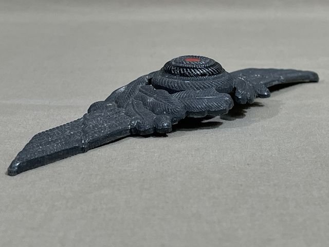 Original WWII German Luftwaffe Visor Hat Crest Cockade, ZINC — image 11