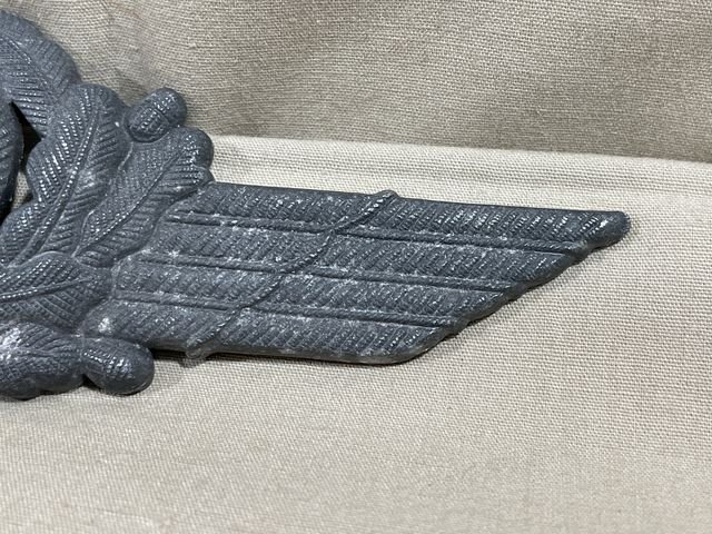 Original WWII German Luftwaffe Visor Hat Crest Cockade, ZINC — image 4