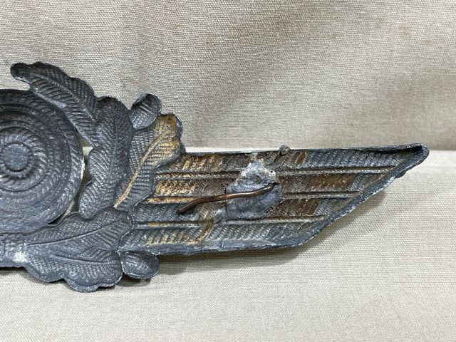 Original WWII German Luftwaffe Visor Hat Crest Cockade, ZINC — image 8