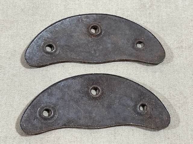 Original WWII German Boot Toe Plates, Pair, SIZE 1 — image 2