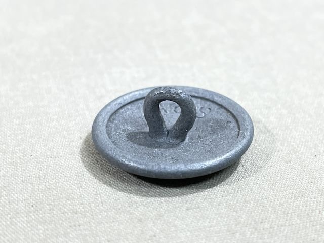 Original WWII German Pebbled Tunic Button, Brownish Colored — image 3