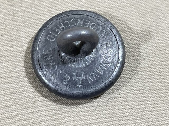 Original WWII German Pebbled Tunic Button, Luftwaffe Blue — image 5