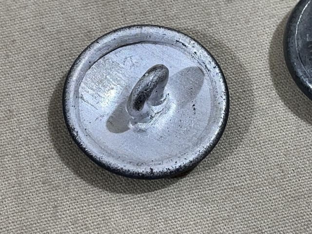 Original WWII German Pebbled Tunic Button, Luftwaffe Blue — image 6