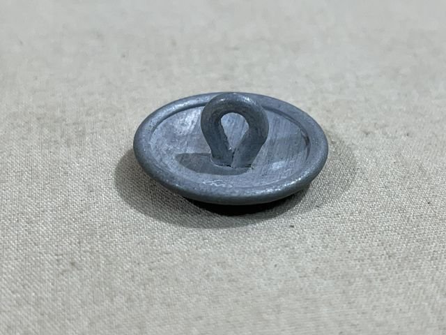 Original WWII German Pebbled Tunic Button, Feldgrau Colored — image 3