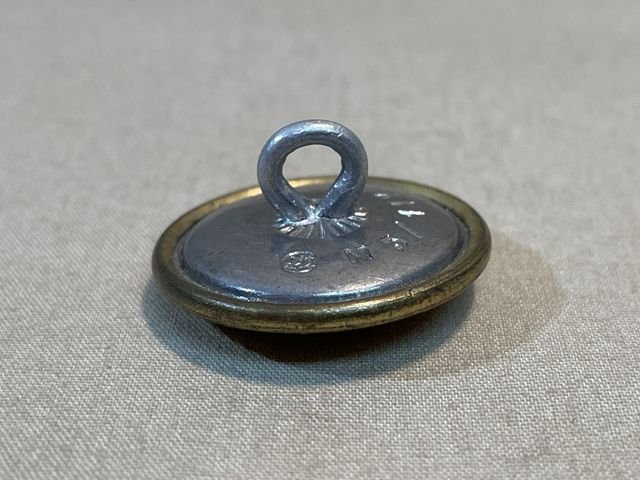 Original Nazi Era German NSDAP GOLD RZM Marked Button, 24mm — image 3