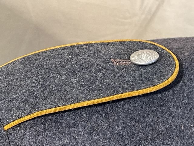 Original 1937 German Luftwaffe (Air Force) Service Tunic, Air Fighting Unit Signals — image 16