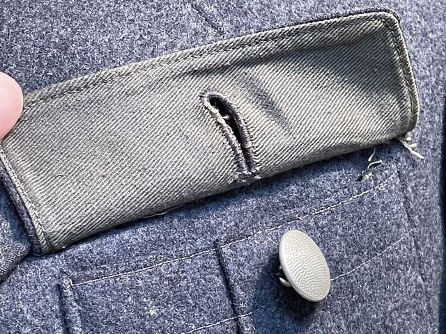 Original 1937 German Luftwaffe (Air Force) Service Tunic, Air Fighting Unit Signals — image 29